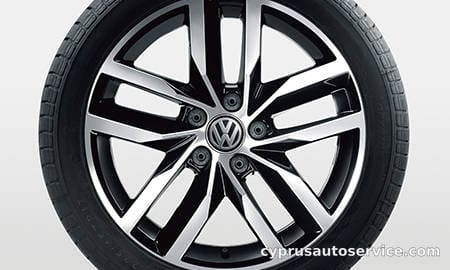 VOLKSWAGEN GOLF TSI HIGHLINE TECH EDITION