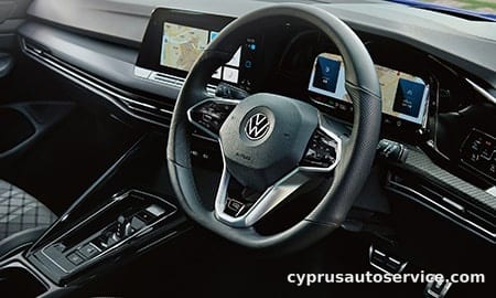 VOLKSWAGEN GOLF TDI R LINE PLATINUM EDITION