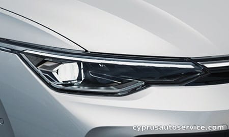 VOLKSWAGEN GOLF ETSI R LINE