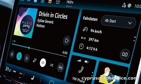 VOLKSWAGEN GOLF ETSI R LINE