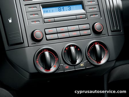 VOLKSWAGEN POLO 1.6 SPORT LINE