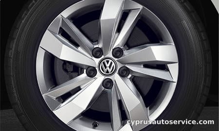 VOLKSWAGEN POLO TSI COMFORTLINE LIMITED