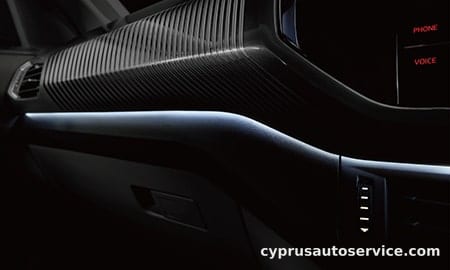 VOLKSWAGEN TCROSS TSI R LINE