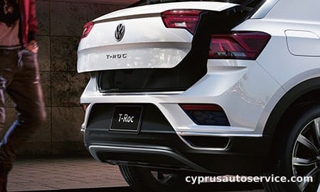 VOLKSWAGEN TROC TDI R LINE