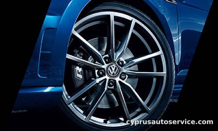 VOLKSWAGEN GOLF R VARIANT CARBON STYLE