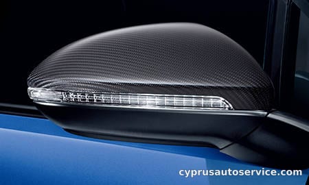 VOLKSWAGEN GOLF R VARIANT CARBON STYLE