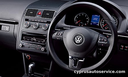 VOLKSWAGEN GOLF TOURAN TSI HIGHLINE