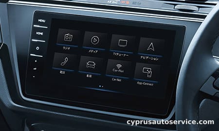 VOLKSWAGEN GOLF TOURAN MILANO EDITION