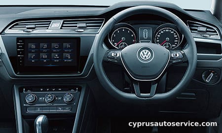 VOLKSWAGEN GOLF TOURAN TSI COMFORTLINE