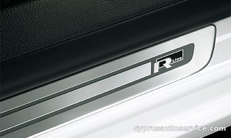 VOLKSWAGEN PASSAT VARIANT R LINE EDITION