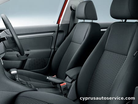 VOLKSWAGEN GOLF VARIANT TSI TRENDLINE PREMIUM EDITION