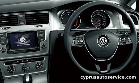 VOLKSWAGEN GOLF VARIANT TSI COMFORTLINE PREMIUM EDITION