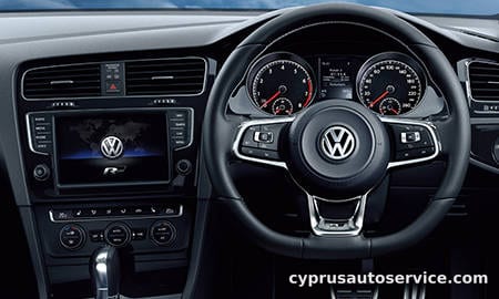 VOLKSWAGEN GOLF VARIANT R LINE BLUEMOTION TECHNOLOGY