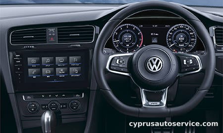 VOLKSWAGEN GOLF VARIANT TSI R LINE