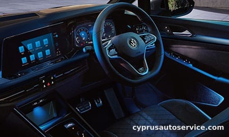 VOLKSWAGEN GOLF VARIANT ETSI R LINE PLATINUM EDITION