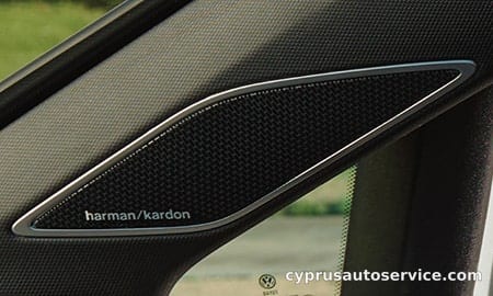 VOLKSWAGEN GOLF VARIANT TDI ACTIVE ADVANCE PLATINUM EDITION