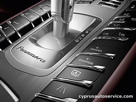 PORSCHE PANAMERA TURBO