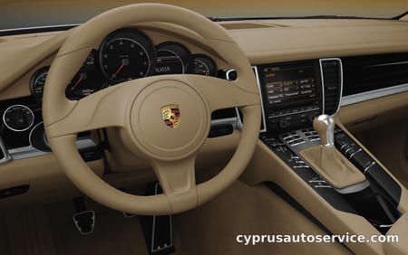 PORSCHE PANAMERA TURBO S