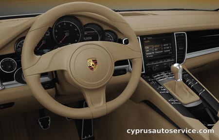 PORSCHE PANAMERA S