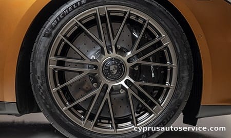 PORSCHE PANAMERA TURBO E-HYBRID