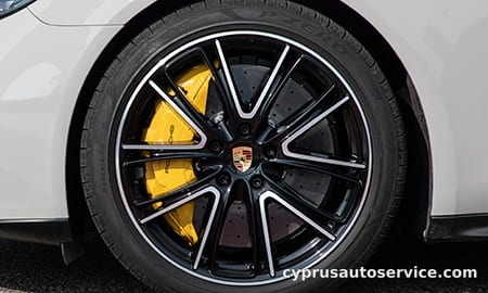 PORSCHE PANAMERA GTS