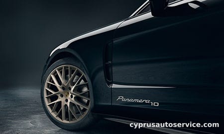 PORSCHE PANAMERA 10 YEARS EDITION