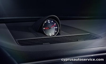 PORSCHE PANAMERA 4 PLATINUM EDITION