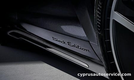 PORSCHE TAYCAN 4 BLACK EDITION