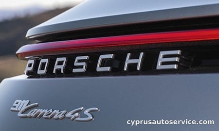 PORSCHE 911 CARRERA