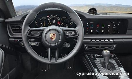 PORSCHE 911 GT3 TOURING PACKAGE