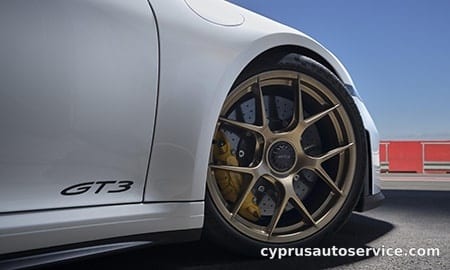 PORSCHE 911 GT3