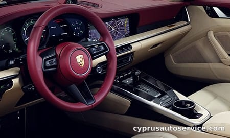 PORSCHE 911 TARGA 4S HERITAGE DESIGN EDITION
