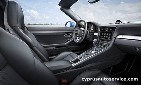 PORSCHE 911 TARGA 4S