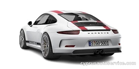 PORSCHE 911 R