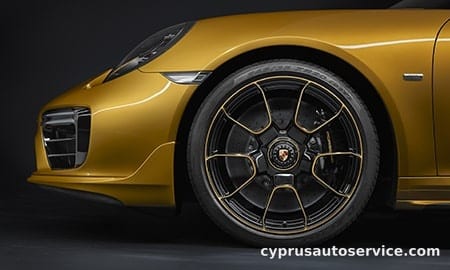 PORSCHE 911 TURBO S EXCLUSIVE SERIES
