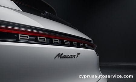 PORSCHE MACAN T