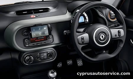 RENAULT TWINGO GT