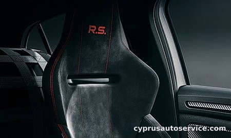 RENAULT MEGANE SPORT TROPHY R CARBON CERAMIC PACK