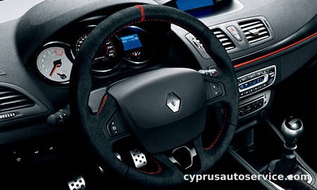 RENAULT MEGANE SPORT 273 TROPHY S