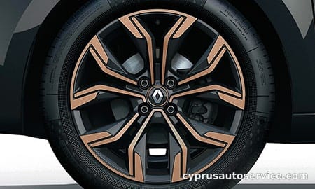 RENAULT LUTECIA LA PARISIENNE