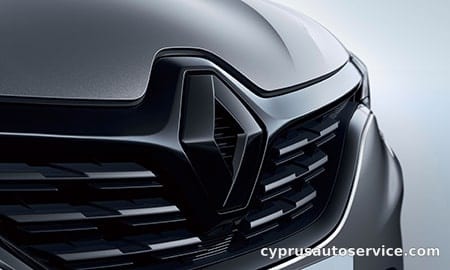 RENAULT CAPTUR BLACK STYLE