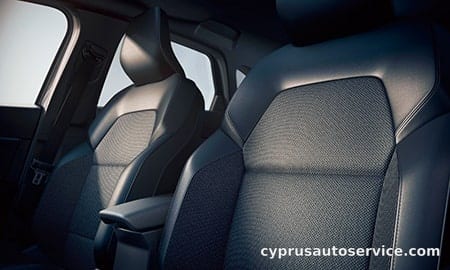 RENAULT CAPTUR BLACK STYLE