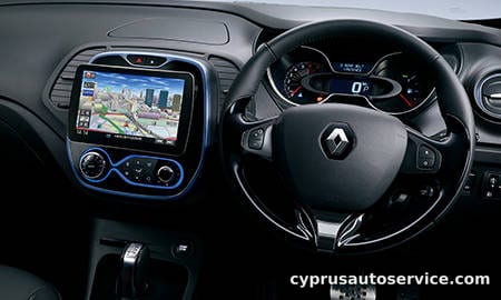 RENAULT CAPTUR CANNES