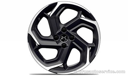 CITROEN DS3 CROSSBACK GRAND CHIC RIVOLI