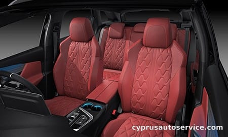 PEUGEOT 3008 GT BLUE HDI RED NAPPA