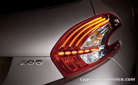 PEUGEOT 208 PREMIUM