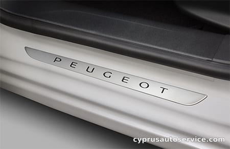 PEUGEOT 208 ENVY