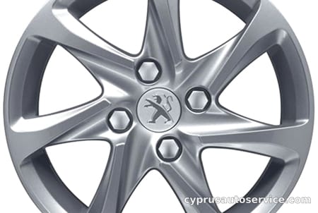 PEUGEOT 208 ENVY