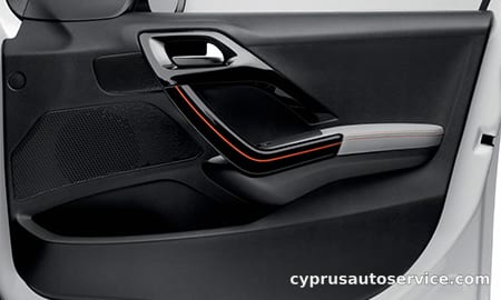 PEUGEOT 208 ROLAND GARROS