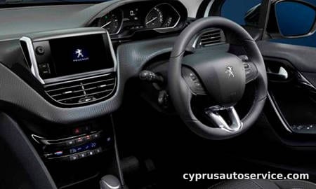 PEUGEOT 208 ALLURE